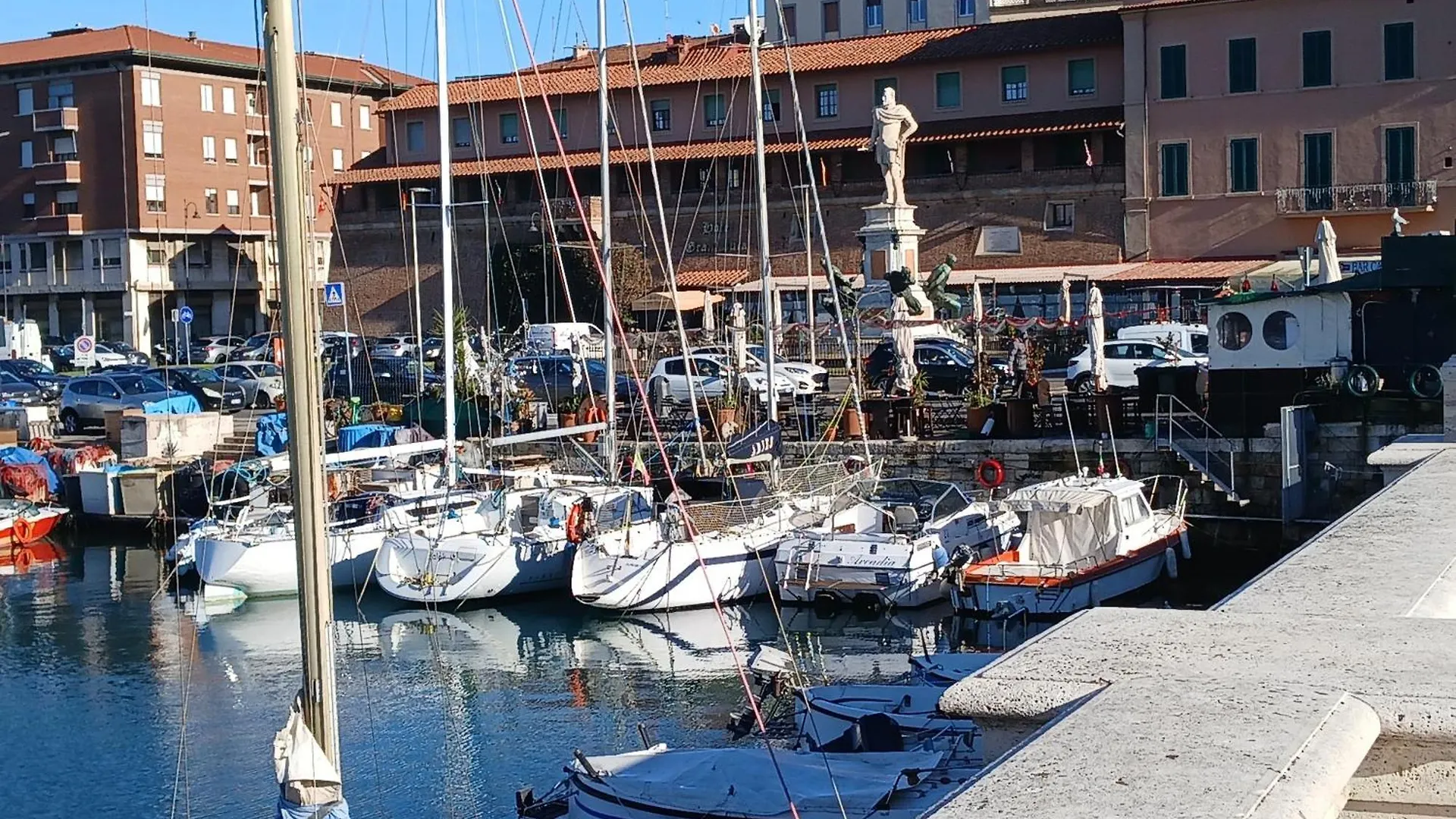 La Torretta Sul Porto Apartment Livorno Italy